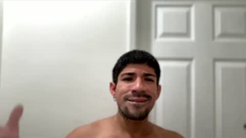 Snapshot of zayd3n69 chatting on January 13, 2026, 10:37 pm zayden online show from January 13, 2026, 10:37 pm