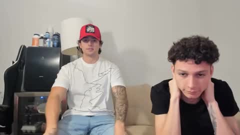 Snapshot of zaylanez chatting on February 5, 2025, 10:01 pm Zay lanez online show from February 5, 2025, 10:01 pm