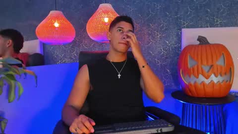 Zayn Cross online show from October 22, 2025, 5:30 am