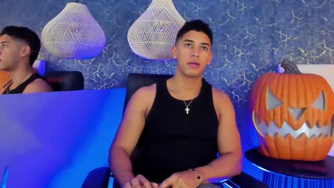 Zayn Cross online show from October 27, 2025, 5:22 am