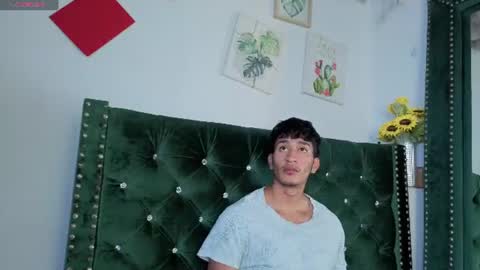 zaynmoretti online show from July 10, 2026, 3:22 am