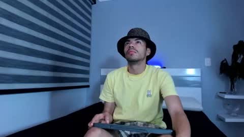 Snapshot of zaynshadow_ chatting on October 20, 2025, 6:58 am zaynshadow_ online show from October 20, 2025, 6:58 am