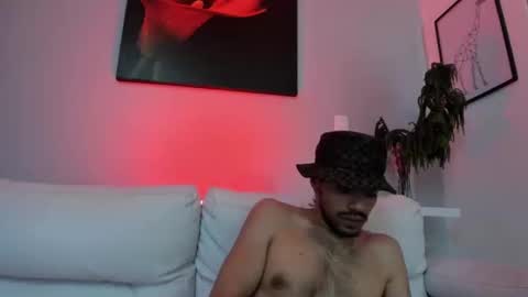 Snapshot of zaynshadow_ chatting on October 24, 2025, 9:44 pm zaynshadow_ online show from October 24, 2025, 9:44 pm