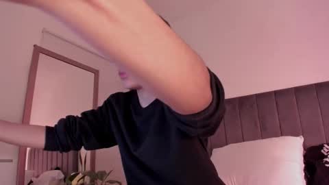 Snapshot of zayotto chatting on February 23, 2026, 4:10 am Hii im Zay. I save money for education. PVT Open. online show from February 23, 2026, 4:10 am