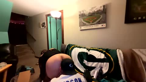 zbud1992 online show from January 1, 2025, 3:34 am