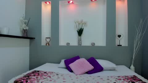 Snapshot of zean_lee chatting on January 10, 2025, 11:22 am Karolyne online show from January 10, 2025, 11:22 am