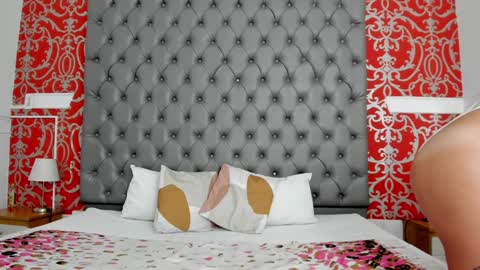 Snapshot of zean_lee chatting on February 1, 2025, 2:13 pm Karolyne online show from February 1, 2025, 2:13 pm