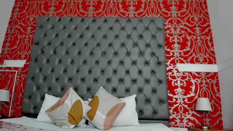 Snapshot of zean_lee chatting on February 8, 2025, 11:01 am Karolyne online show from February 8, 2025, 11:01 am