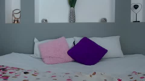 Snapshot of zean_lee chatting on February 17, 2025, 5:21 pm Karolyne online show from February 17, 2025, 5:21 pm