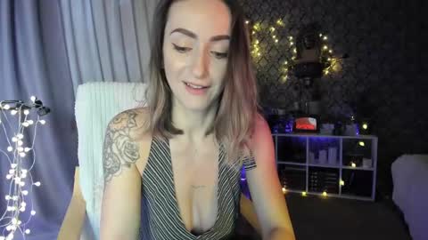 Zefir ka  online show from December 10, 2024, 1:11 pm