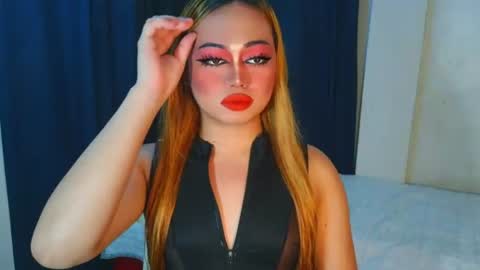 Snapshot of zemi_max chatting on July 12, 2026, 3:19 am zemi_max online show from July 12, 2026, 3:19 am