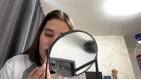 Snapshot of zenacusatis chatting on February 8, 2026, 8:07 am Sindy online show from February 8, 2026, 8:07 am