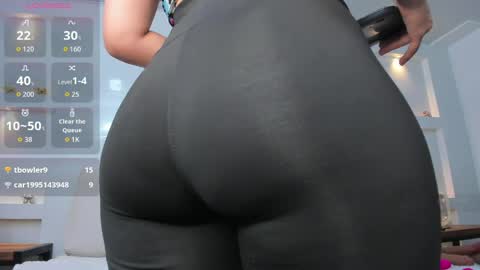 Snapshot of zenda_evans chatting on May 12, 2026, 3:47 am Zenda Evans online show from May 12, 2026, 3:47 am