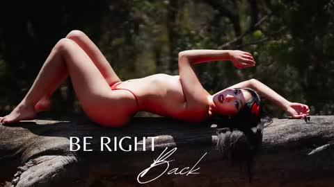 Zendaya online show from March 8, 2025, 9:08 pm