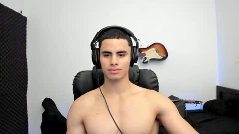 zenzhu online show from April 15, 2026, 5:14 am