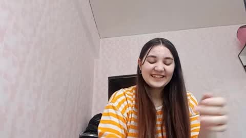 zeniabrossoit online show from February 18, 2026, 5:47 am