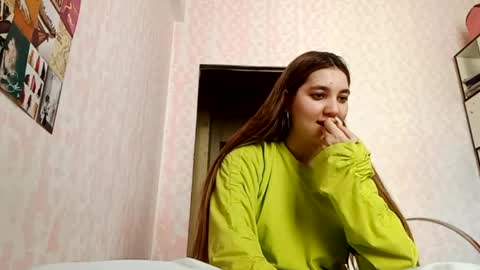 Snapshot of zeniabrossoit chatting on May 2, 2026, 9:25 am zeniabrossoit online show from May 2, 2026, 9:25 am