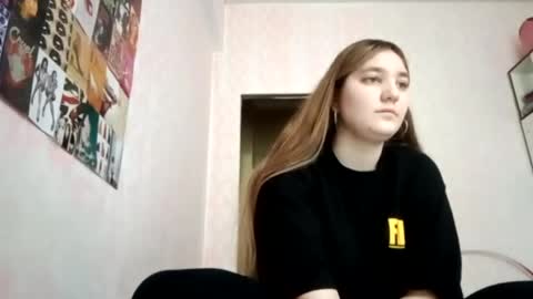 Snapshot of zeniabrossoit chatting on May 11, 2026, 9:15 am zeniabrossoit online show from May 11, 2026, 9:15 am