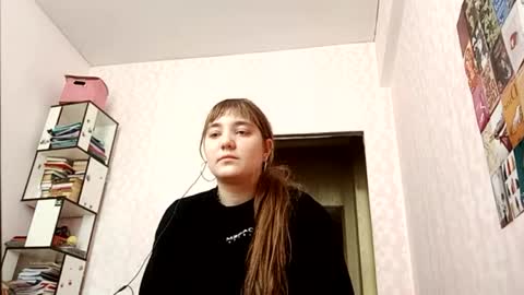 Snapshot of zeniabrossoit chatting on May 23, 2026, 6:40 am zeniabrossoit online show from May 23, 2026, 6:40 am