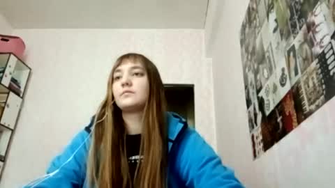 Snapshot of zeniabrossoit chatting on May 24, 2026, 9:14 am zeniabrossoit online show from May 24, 2026, 9:14 am