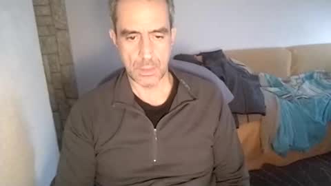 zenikk online show from January 4, 2025, 2:46 pm