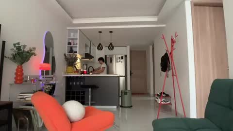 Snapshot of zenn_rush chatting on July 3, 2026, 2:56 pm Zenn online show from July 3, 2026, 2:56 pm