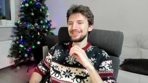 Andrew online show from December 25, 2024, 7:46 am