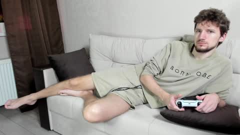 Andrew online show from January 21, 2025, 9:57 pm