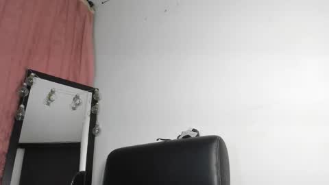 ZEPHYRA ANGELS online show from March 26, 2026, 3:12 am