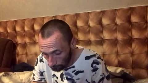 zervale online show from March 10, 2025, 8:01 pm