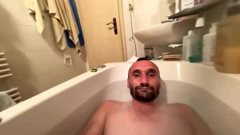 zervale online show from September 9, 2025, 8:19 pm