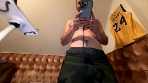 zervale online show from October 27, 2025, 8:02 pm