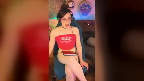 Snapshot of zesty_peach chatting on May 23, 2026, 6:34 pm zesty_peach online show from May 23, 2026, 6:34 pm