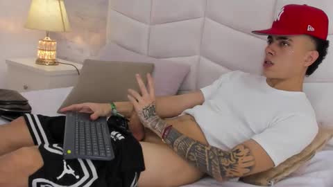 Sebas online show from October 21, 2025, 4:57 am