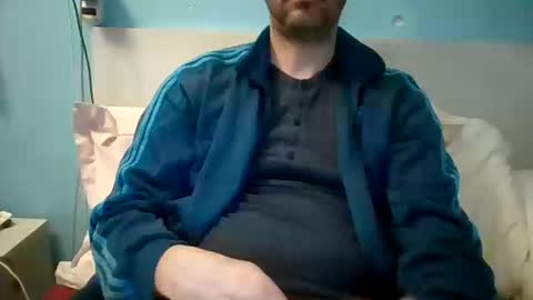 Snapshot of zeus00811 chatting on March 13, 2026, 5:47 am zeus online show from March 13, 2026, 5:47 am