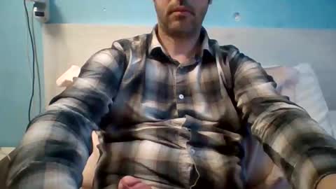 Snapshot of zeus00811 chatting on March 23, 2026, 6:17 am zeus online show from March 23, 2026, 6:17 am