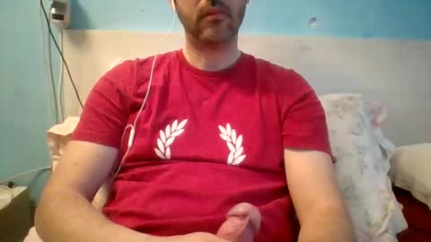 Snapshot of zeus00811 chatting on April 5, 2026, 5:37 am zeus online show from April 5, 2026, 5:37 am
