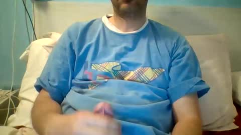 Snapshot of zeus00811 chatting on April 15, 2026, 4:41 am zeus online show from April 15, 2026, 4:41 am