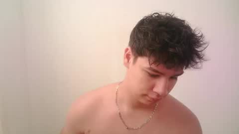 Snapshot of zeus_183 chatting on June 21, 2026, 8:22 pm zeus_183 online show from June 21, 2026, 8:22 pm