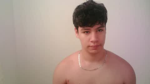Snapshot of zeus_183 chatting on July 2, 2026, 7:31 pm zeus_183 online show from July 2, 2026, 7:31 pm