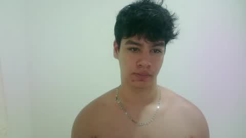 Snapshot of zeus_183 chatting on July 5, 2026, 1:01 am zeus_183 online show from July 5, 2026, 1:01 am