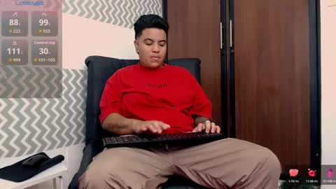 Snapshot of zeus_ftm chatting on September 11, 2025, 12:49 pm zeus_ftm online show from September 11, 2025, 12:49 pm