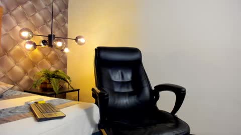 zeus online show from January 4, 2025, 10:34 pm