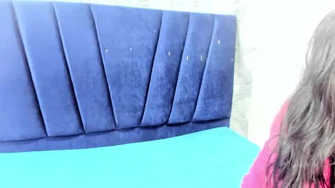 zeynep_20_ online show from March 28, 2026, 11:54 am