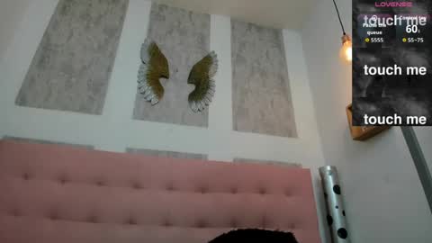 ZHAMIRA  ANDRES online show from March 22, 2026, 10:57 pm