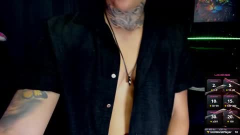 zhoestrong online show from October 23, 2025, 11:24 pm