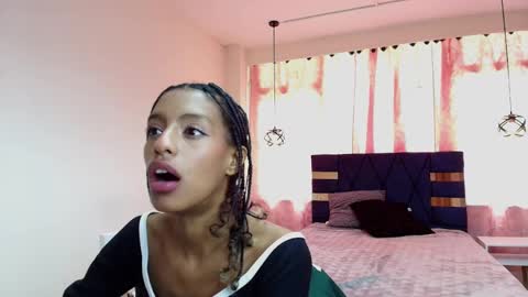 Zia Green online show from February 5, 2025, 3:20 pm