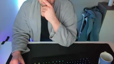 ziemlichflutschig online show from January 31, 2025, 7:40 pm