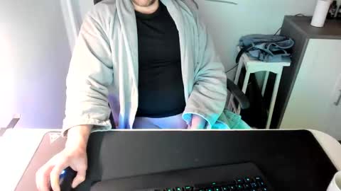 ziemlichflutschig online show from February 5, 2025, 5:09 pm