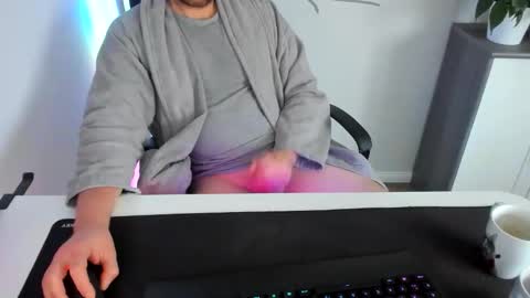 ziemlichflutschig online show from January 6, 2026, 8:18 am